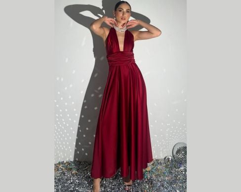 Saten Abiye Elbise İle Göz Alıcı Şıklığın 5 Sırrı