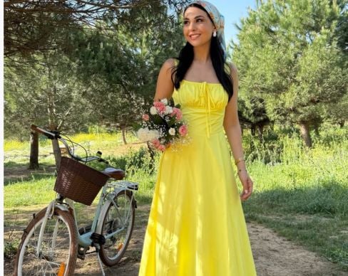 Uzun Elbise Modeli Giyilebilecek En Güzel Yerler