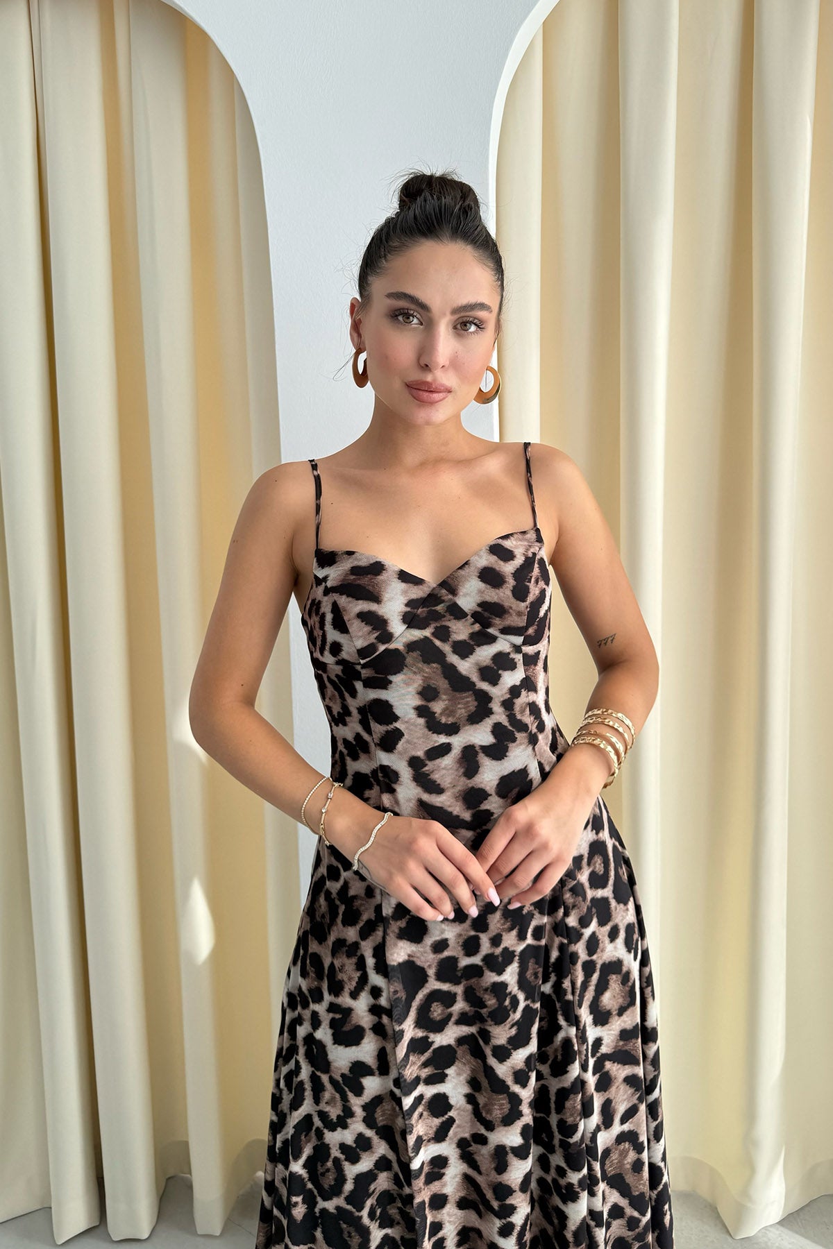 Leopar Desenli Göğüs Kulplu Elbise SY-3292-Leopar