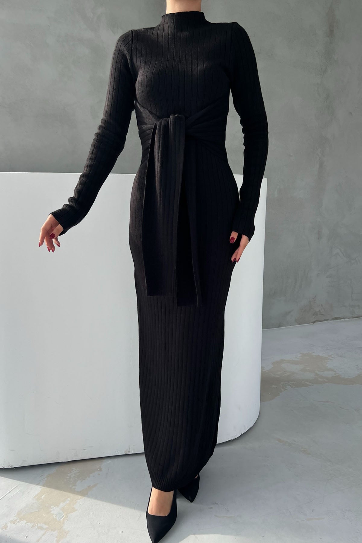 Siyah Fitilli Bağlama Detaylı Triko Elbise SY-2526-Siyah