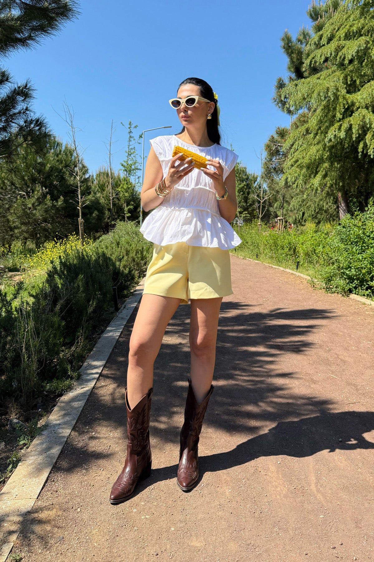 Sarı Pens Detaylı Mini Şort SY-2305-Sarı