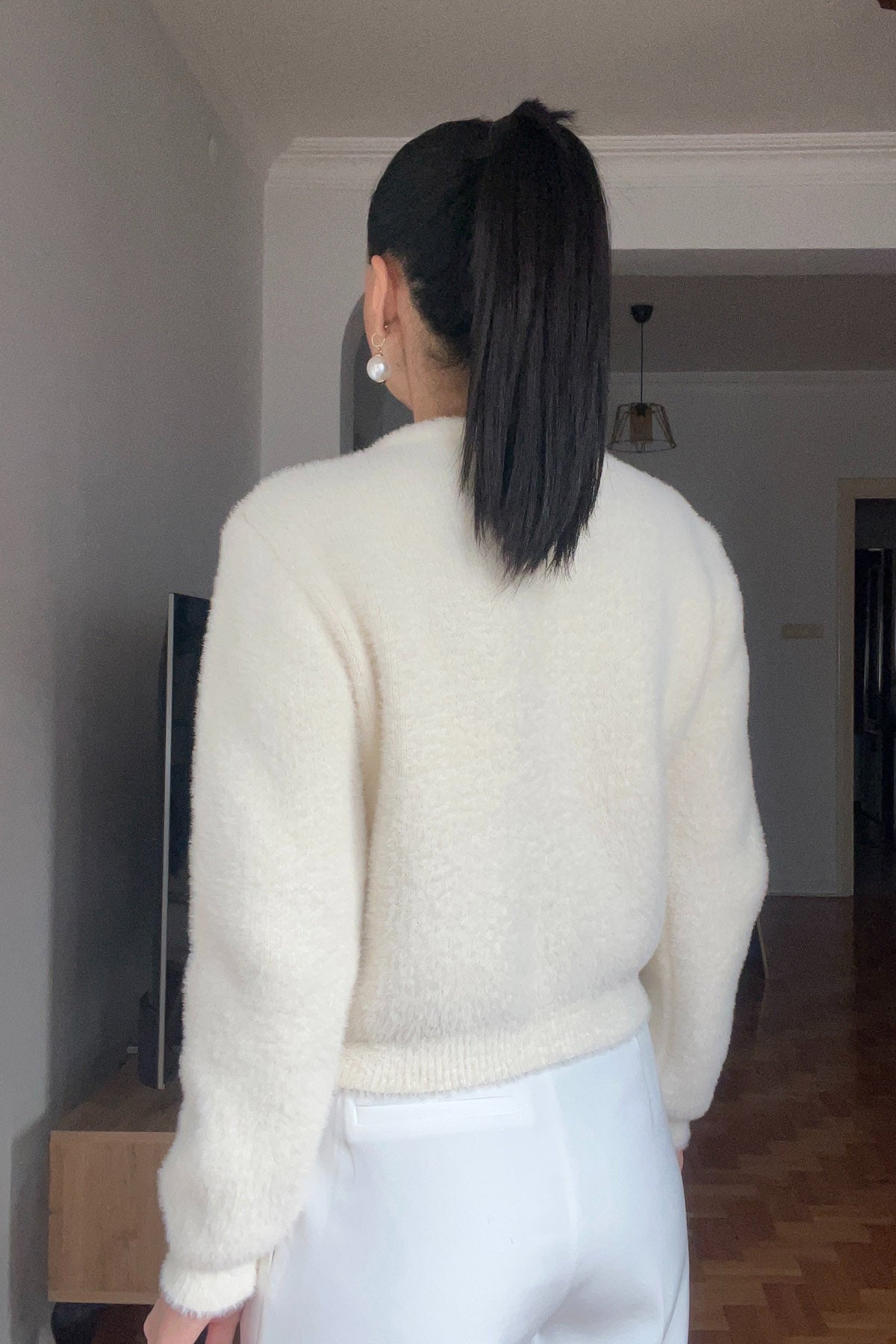 Ekru Çiçek Çıtçıtlı Yumoş Hırka SY-2836-Ekru