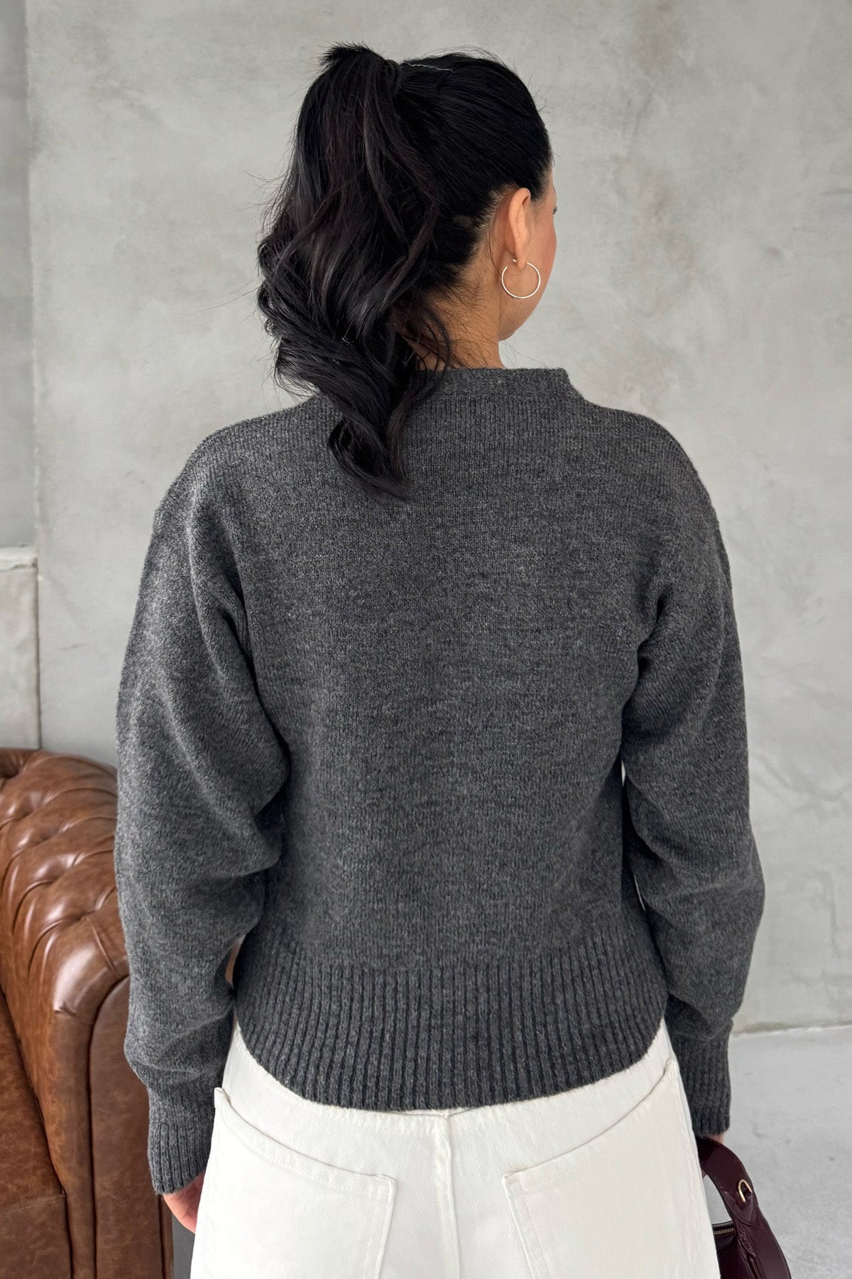 Gri Gül Aparatlı Triko Hırka SY-2924-Gri