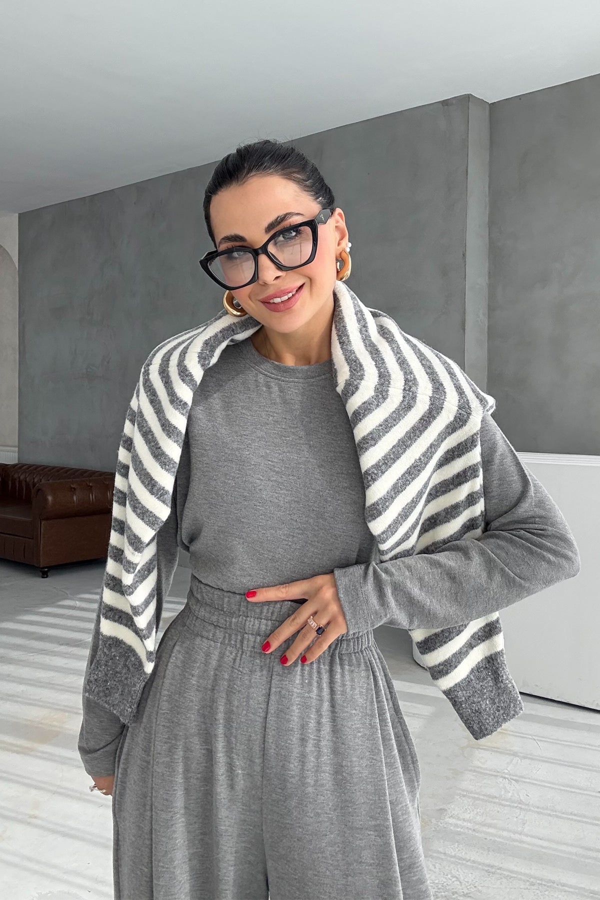 Gri Rahat Kesim Pile Detaylı Eşofman Alt Ve üst Takım SY-3435-Gri