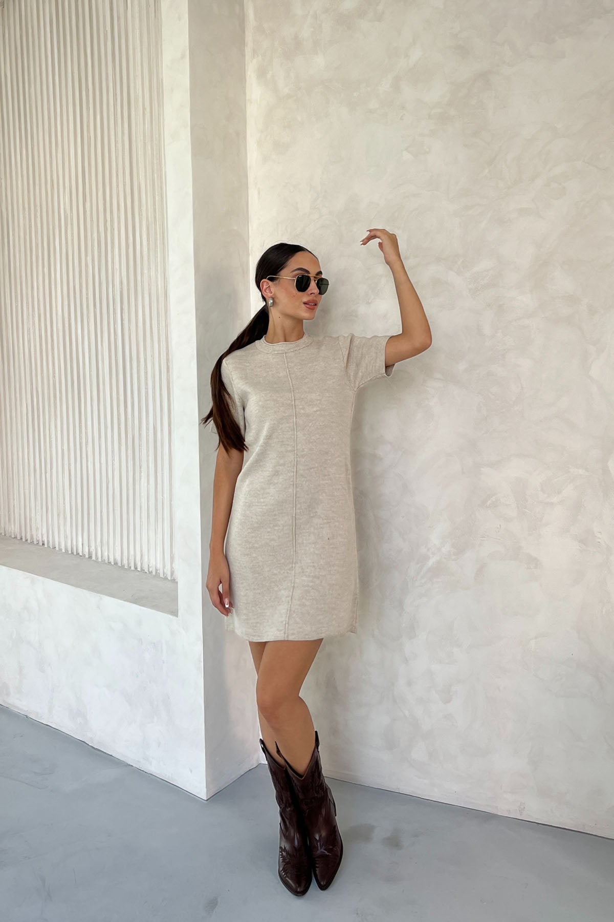 Bej Önü Dikiş Detaylı Kısa Triko Elbise SY-23834-Bej – Seda Yalçın