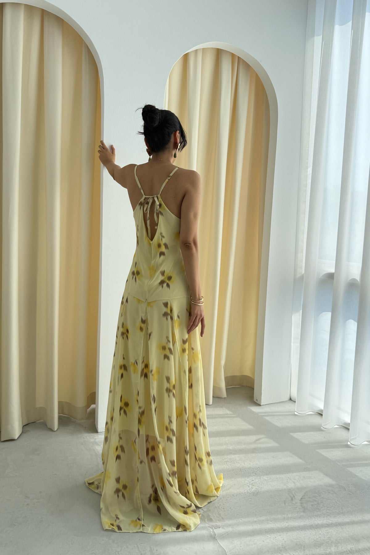 Sarı Çiçekli Askı Detaylı Tayna Elbise SY-3281-Sarı