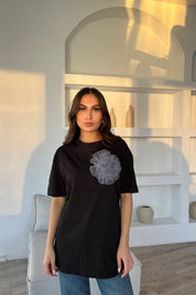 Siyah Bisiklet Yaka Gül Detaylı T-shirt SY-1567-Siyah