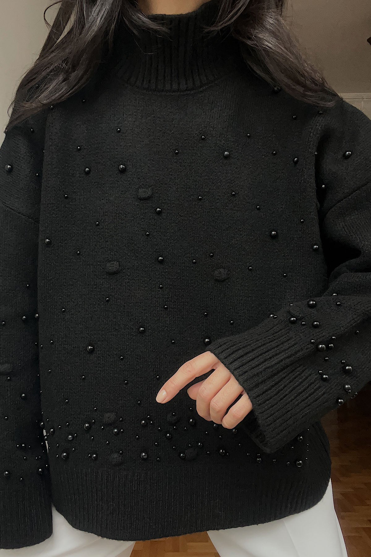 Siyah İnci Detaylı Yarım Balıkçı Triko Kazak SY-2741-Siyah