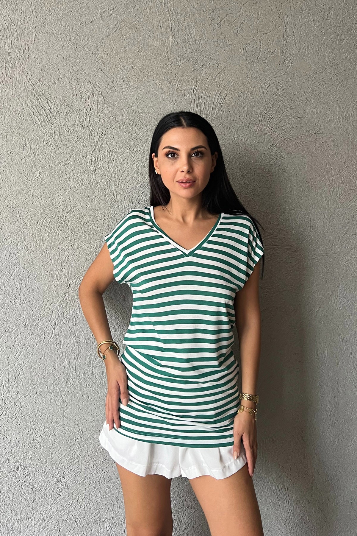Yeşil Çizgili V Yaka Basic T-shirt SY-0250-Yeşil