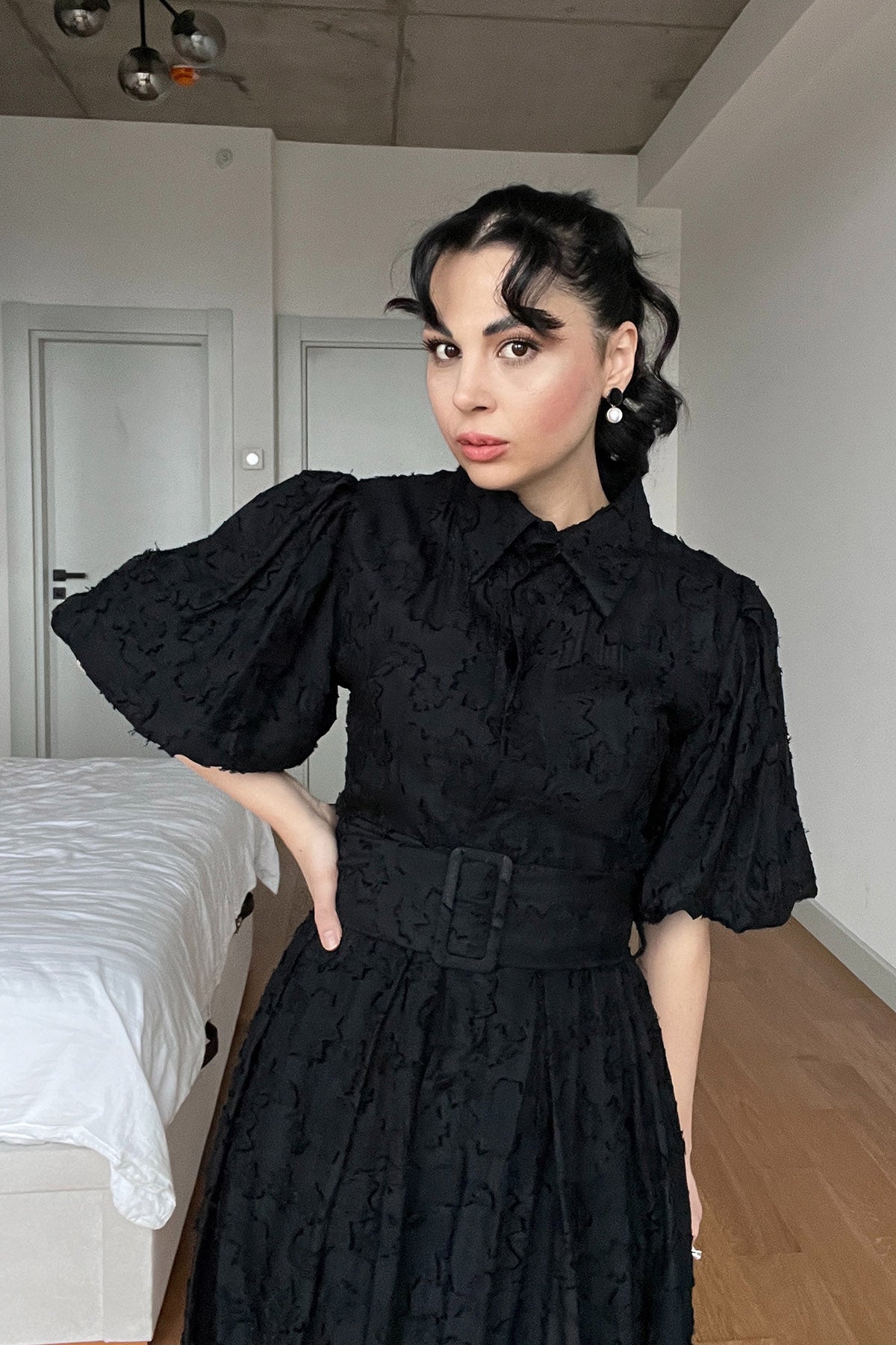 Siyah Venil Balon Kol Kemerli Kloş Elbise SY-2946-Siyah