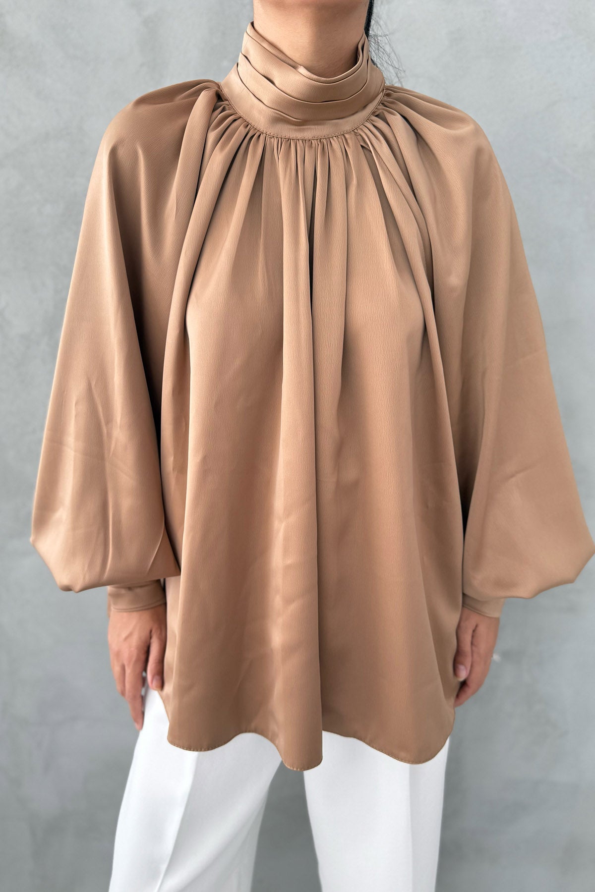 Kahve Dökümlü Zr Tasarım Saten Bluz SY-3369-Kahve