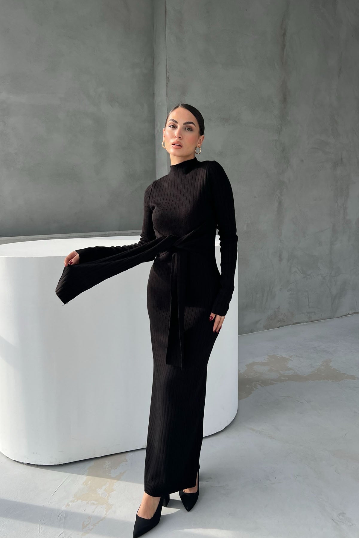 Siyah Fitilli Bağlama Detaylı Triko Elbise SY-2526-Siyah