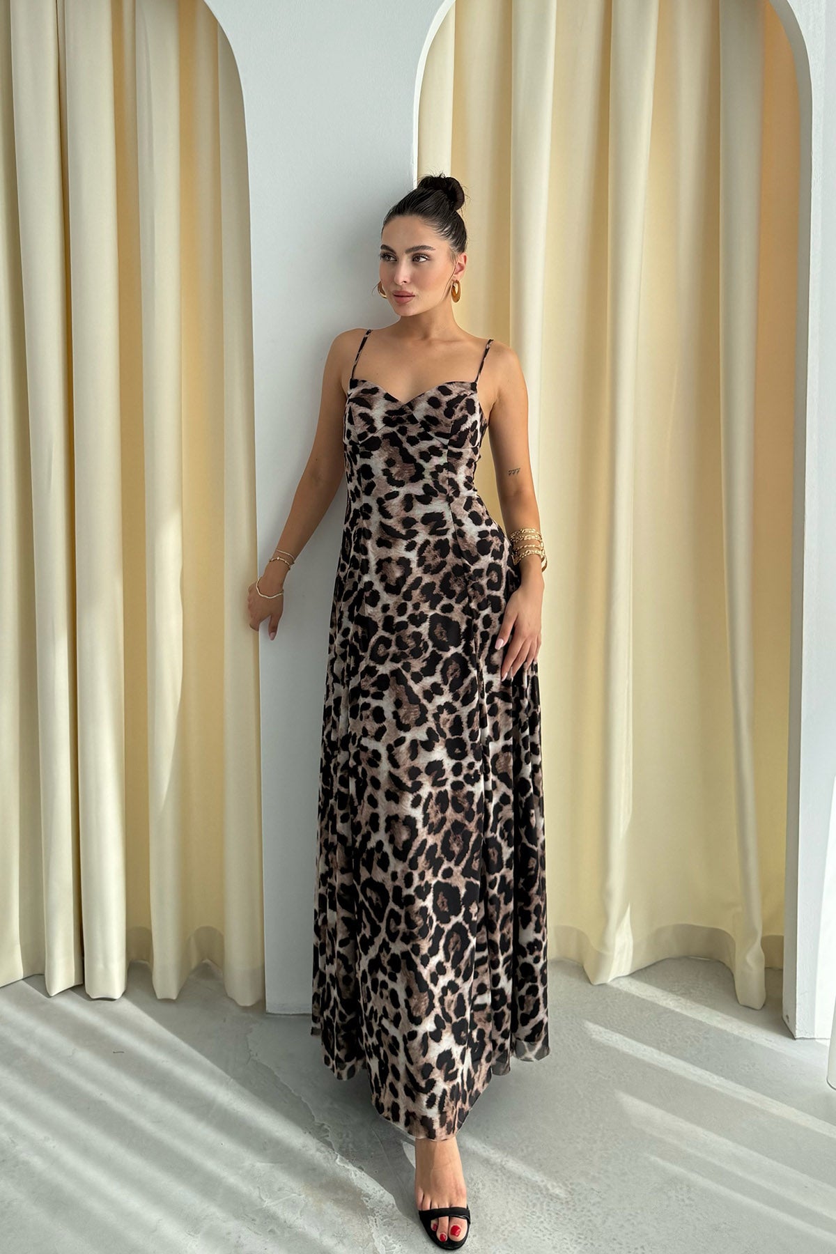 Leopar Desenli Göğüs Kulplu Elbise SY-3292-Leopar