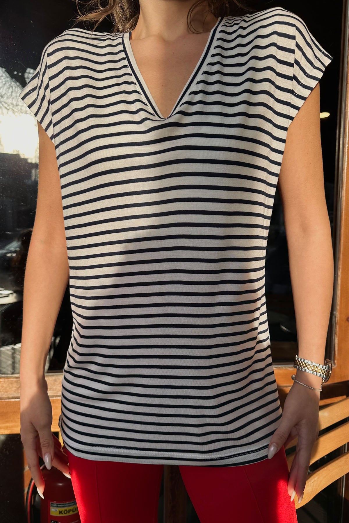 Lacivert Çizgili V Yaka Basic T-shirt SY-0250-Lacivert