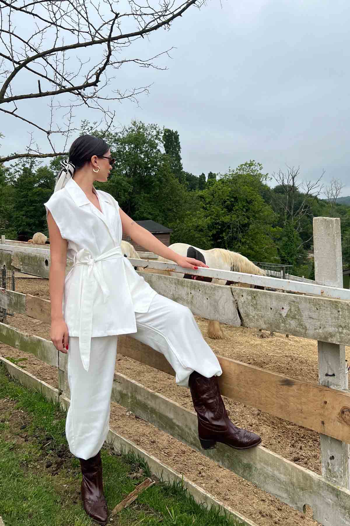 Ekru Şal Yaka Kemerli Yelek Pantolon Takım SY-2101-Ekru