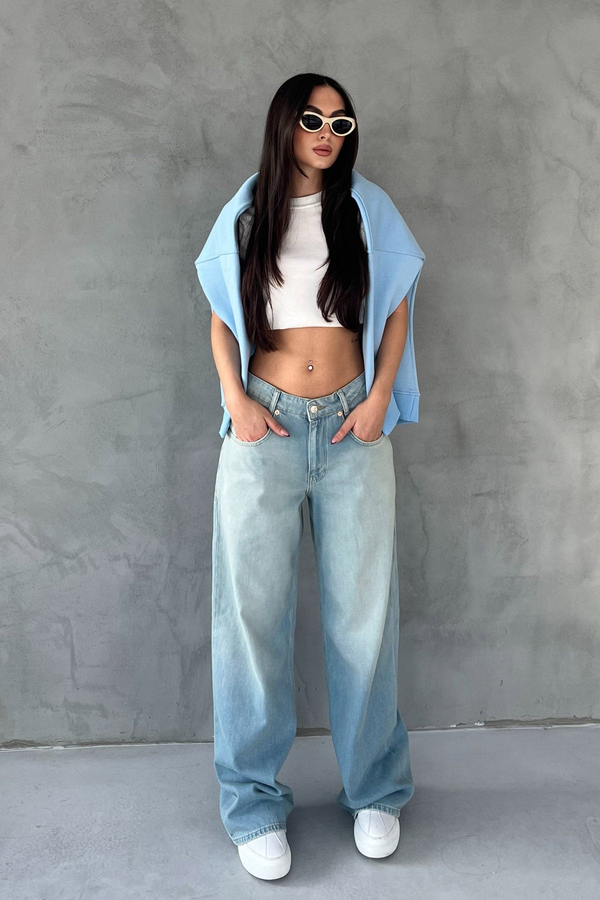 Açık Mavi Düşük Bel Eskitme Süper Wide Leg Jean SY-1713-Açık Mavi