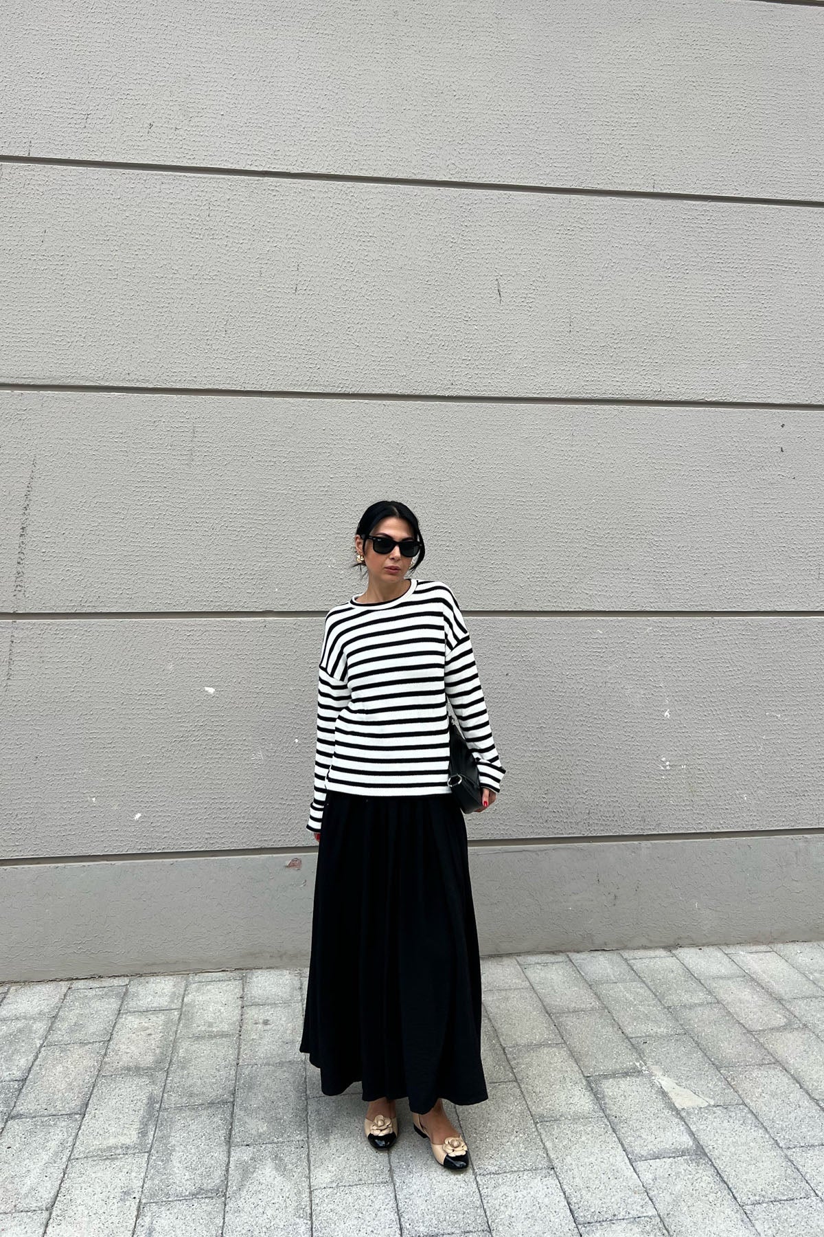 Ekru Siyah Çizgili Kolu Katlama Dikişli Uzun Kollu Triko SY-2505-Ekru