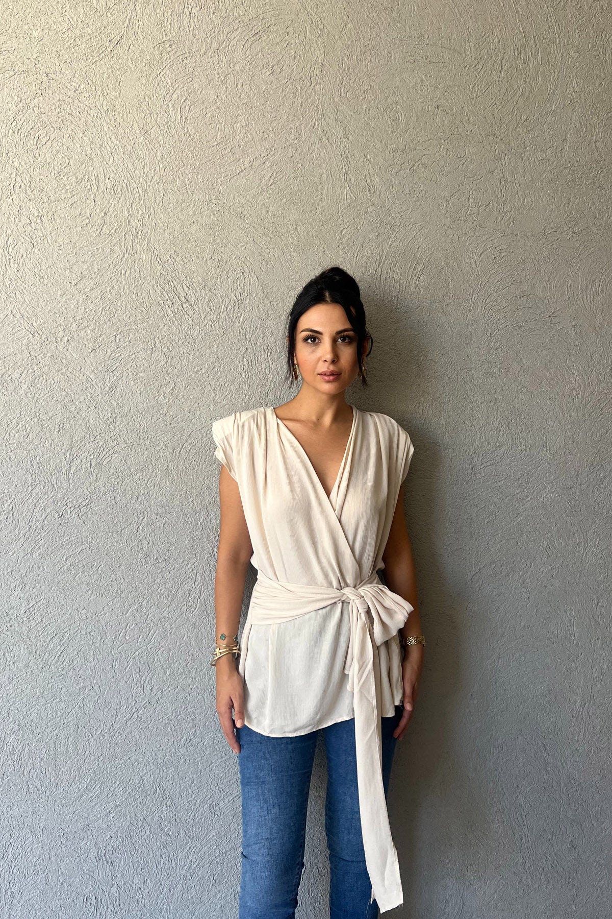 Bej Vatkalı Kruvaze Yaka Bluz SY-0442-Bej