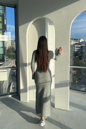 Gri V Yaka Yırtık Detaylı Triko Uzun Elbise SY-2527-Gri