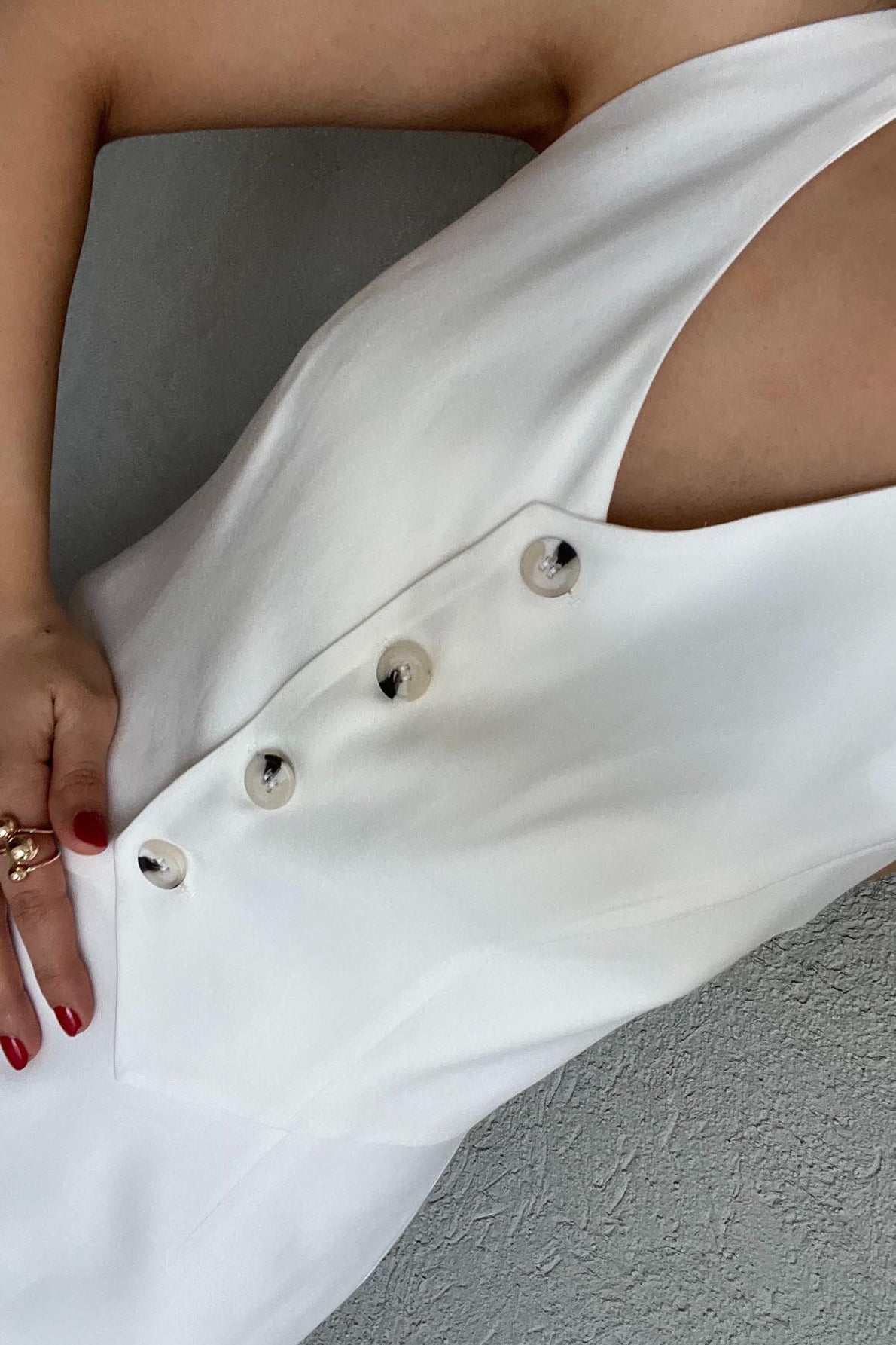 Ekru Düğme Detaylı Boyundan Bağlamalı Yelek SY-3372-Ekru