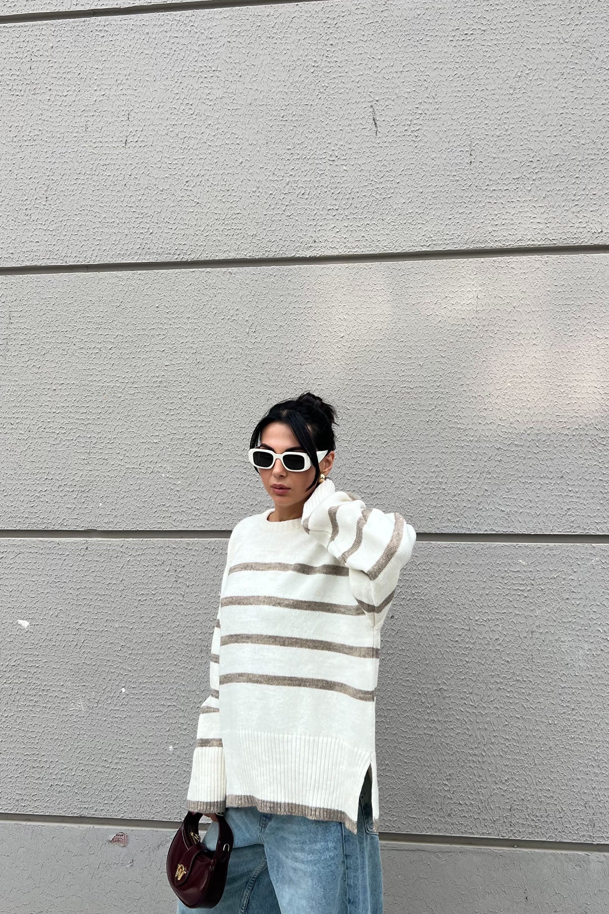 Ekru Kahve Çizgili Oversize Triko Kazak SY-2401-Ekru