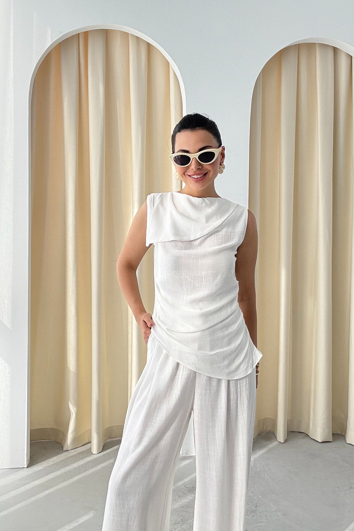 Beyaz Yaka Detaylı Asimetrik Kesim Bluz ve Pantolon Takım SY-3260-Beyaz