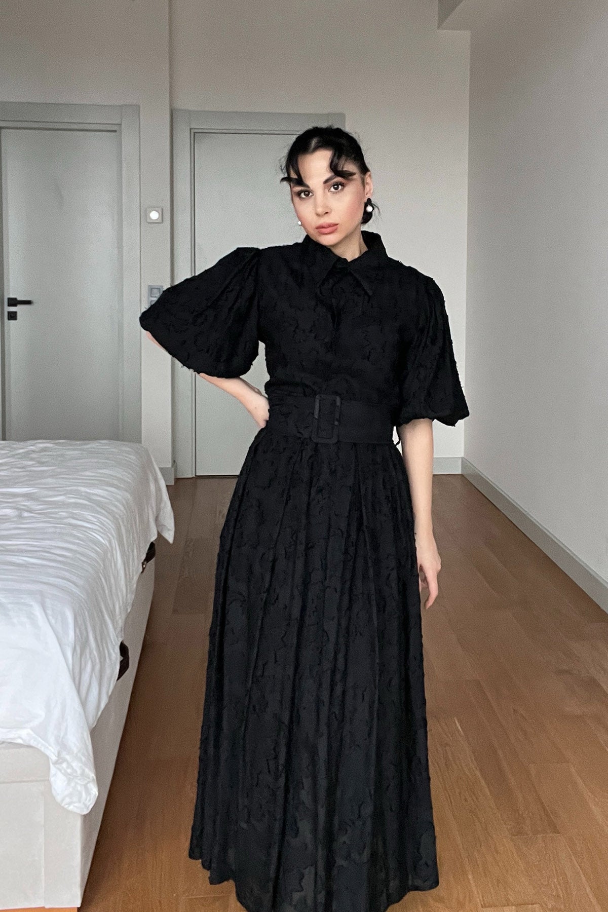 Siyah Venil Balon Kol Kemerli Kloş Elbise SY-2946-Siyah