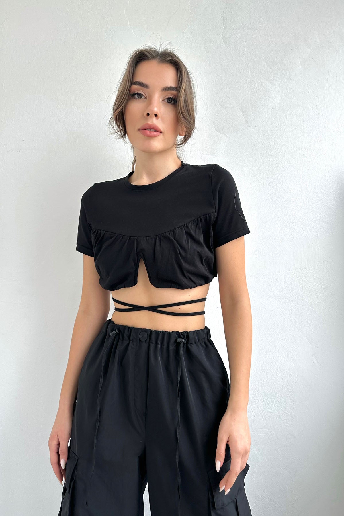 Siyah İp Detaylı Büzgülü Crop SY-0219-Siyah