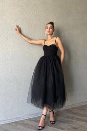 Siyah Tül Detaylı Çapraz Dekolteli Askılı Midi Elbise SY-1743-Siyah