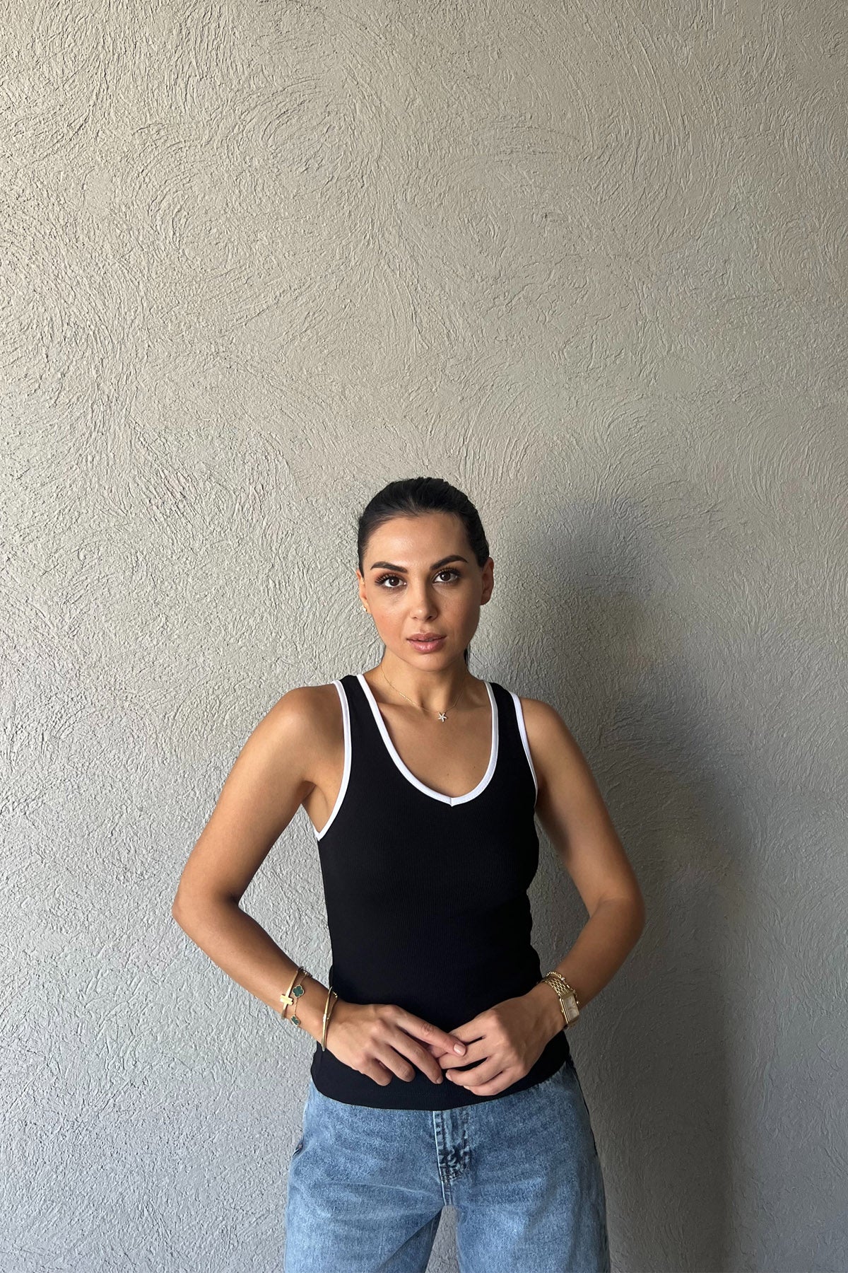 Siyah V Yaka Fitilli Atlet SY-1924-Siyah