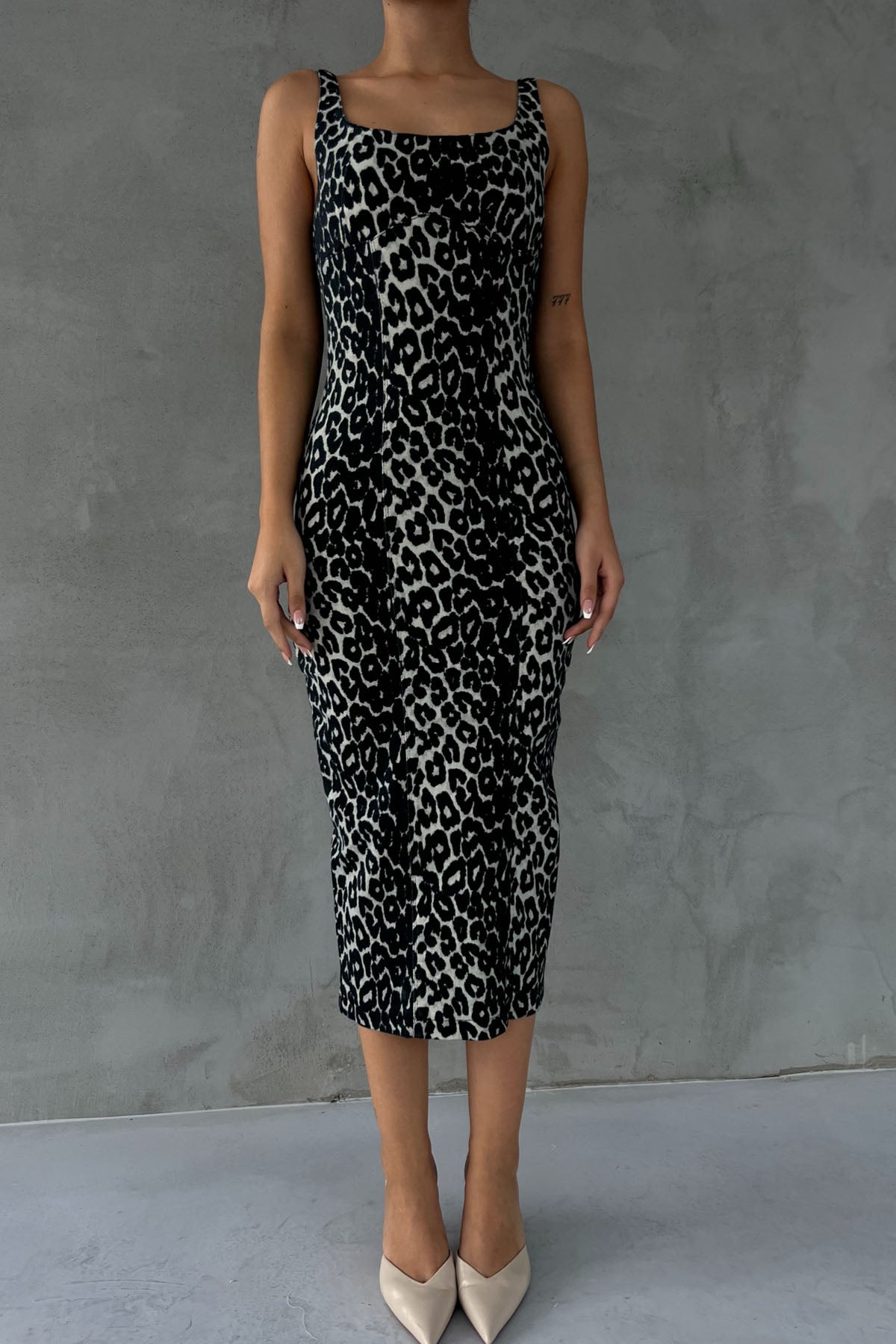 Leopar Arkası Yırtmaçlı Denim Elbise SY-2443-Leopar