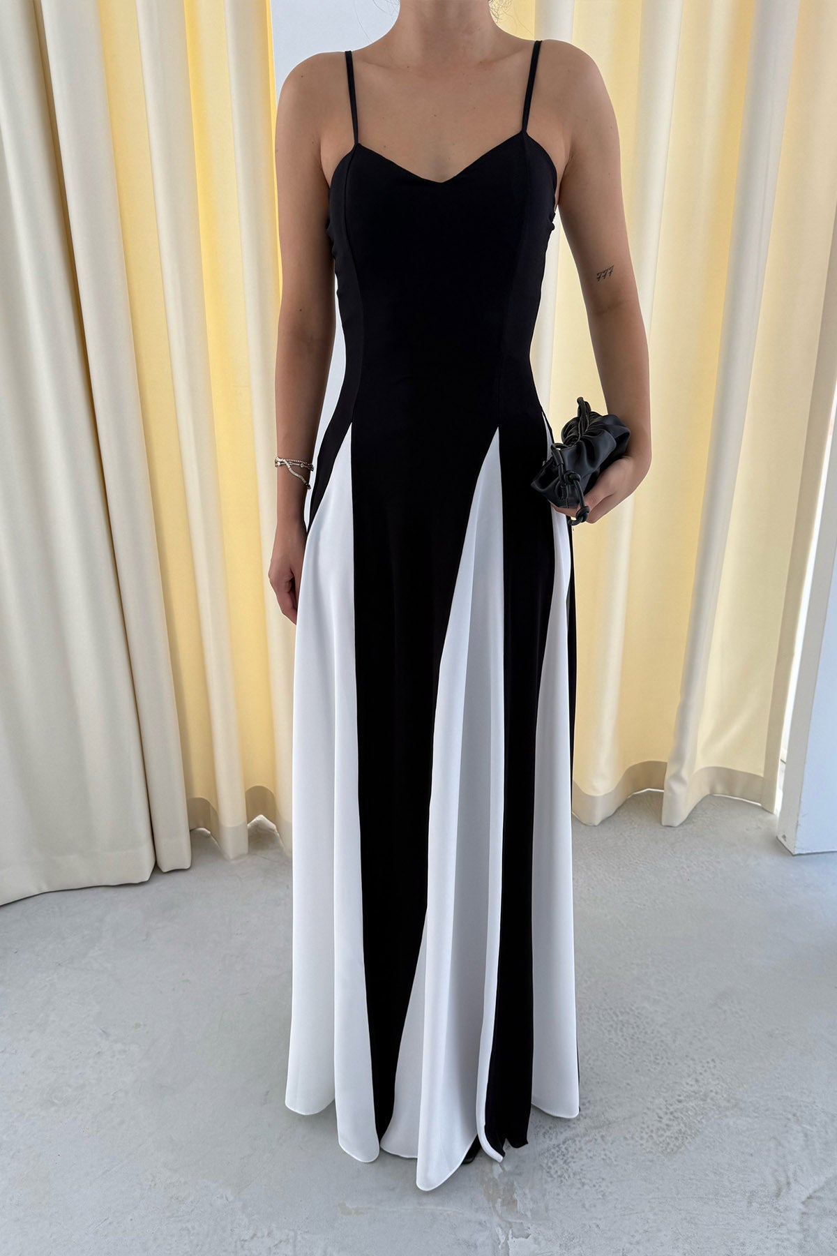 Siyah Kalp Yaka Blok Renkli Askılı Panarea Elbise SY-3299-Siyah