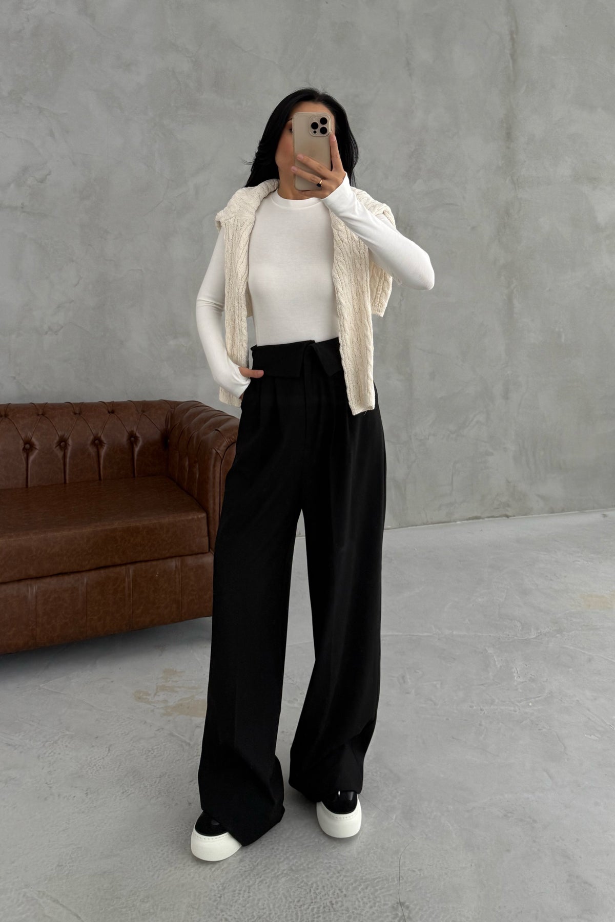 Siyah Kıvrık Bel Detaylı Palazzo Pantolon SY-3411-Siyah