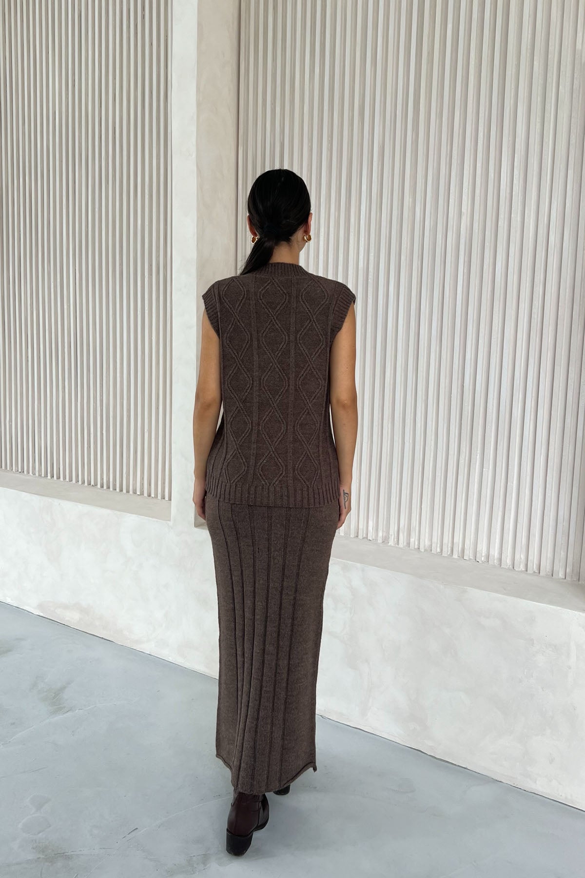 Kahverengi Düğmeli Yelek Çan Etek Triko Takım SY-2492-Kahverengi