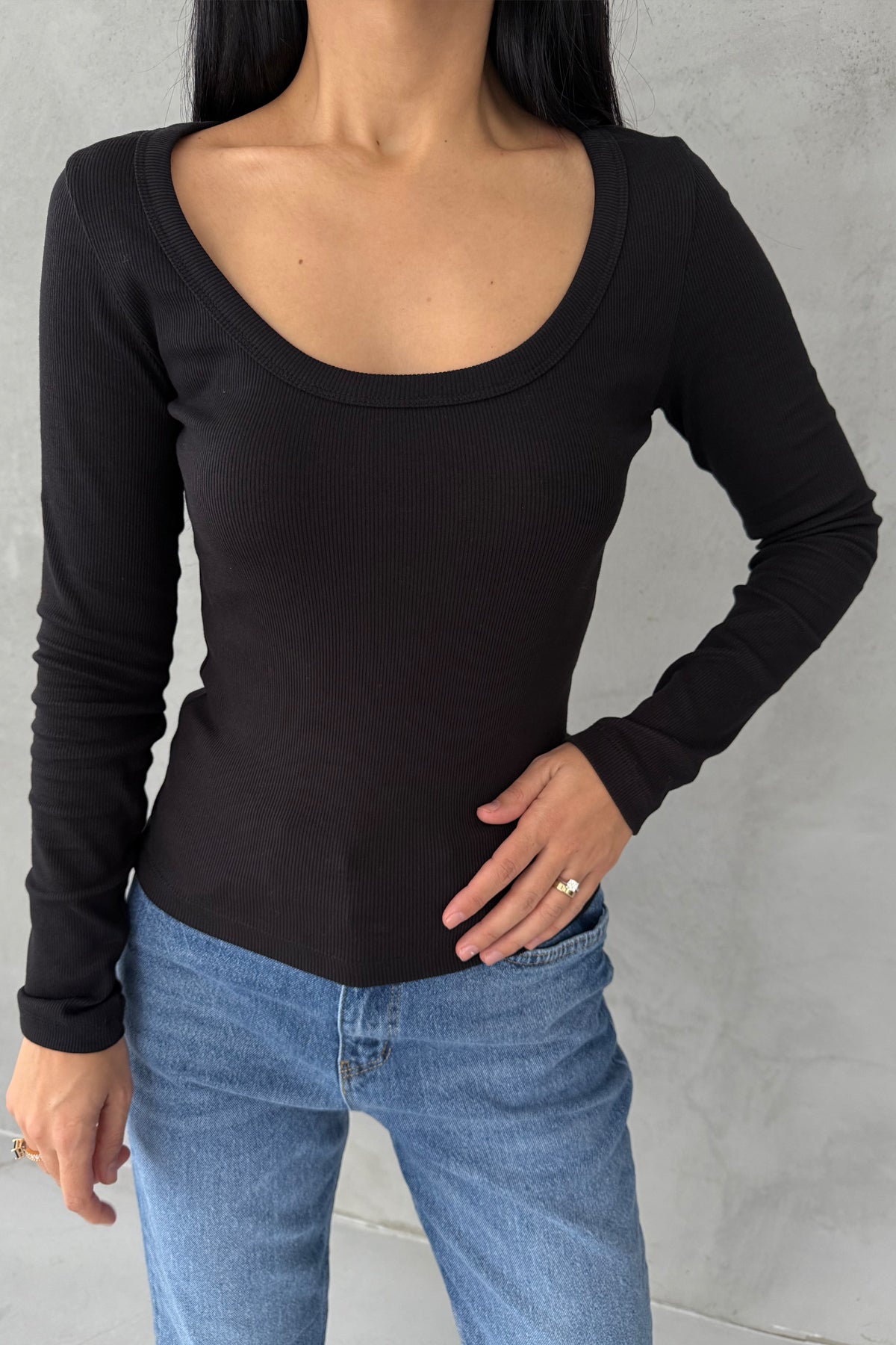 Uzun Kollu Fitilli Derin Bisiklet Yaka Siyah Body SY-3412-Siyah