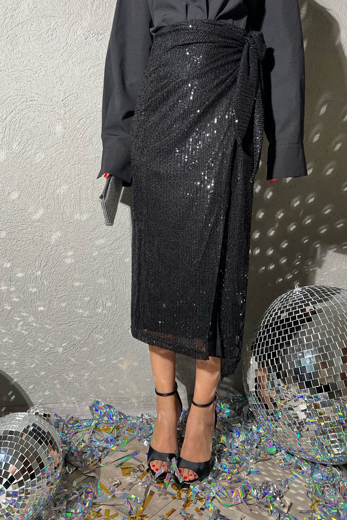 Siyah Pullu Bağlama Detaylı Etek SY-1393-Siyah