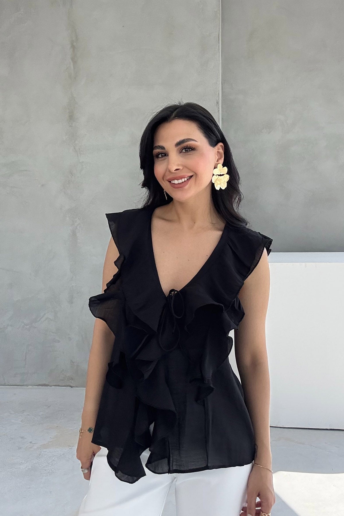 Siyah Fırfırlı Bağlama Detaylı Bluz SY-3165-Siyah