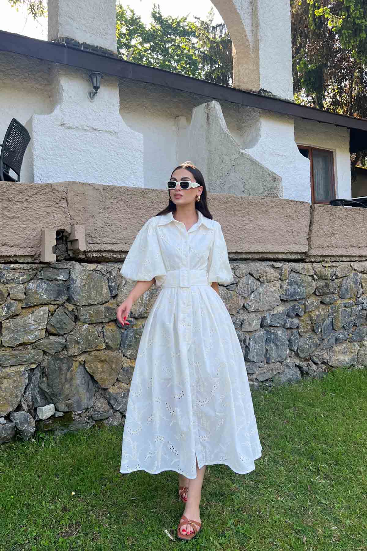 Ekru Balon Kol Pile Detaylı Kemerli Brode Elbise SY-2084-Ekru