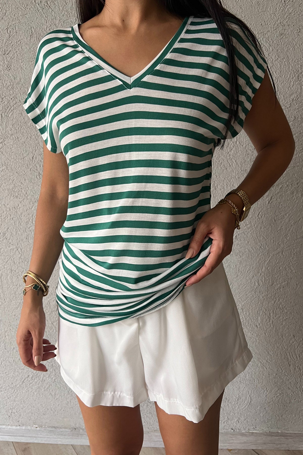 Yeşil Çizgili V Yaka Basic T-shirt SY-0250-Yeşil