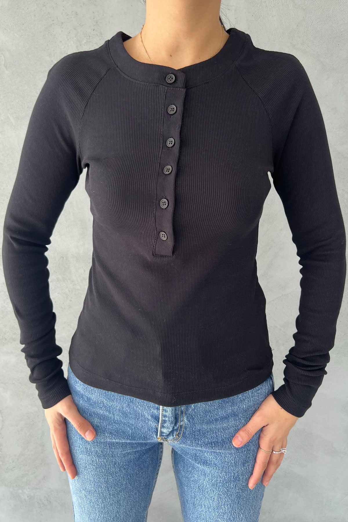 Siyah Fitilli Düğme Detaylı T-shirt SY-2556-Siyah