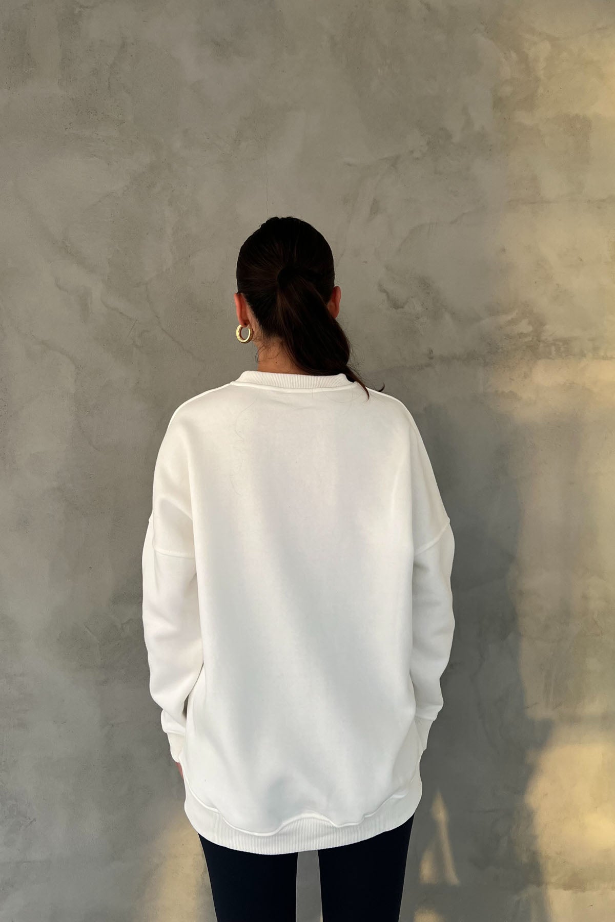Beyaz Önü Dikiş Detaylı Oversize Sweatshirt SY-2617-Beyaz