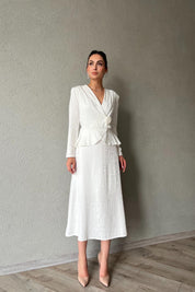 Ekru Gül Broş ve Pile Detaylı Kruvaze Elbise SY-1775-Ekru