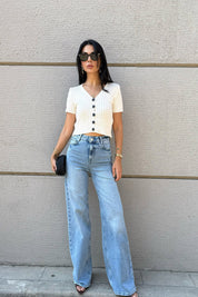 Krem V Yaka Siyah Düğmeli Triko SY-3323-Krem