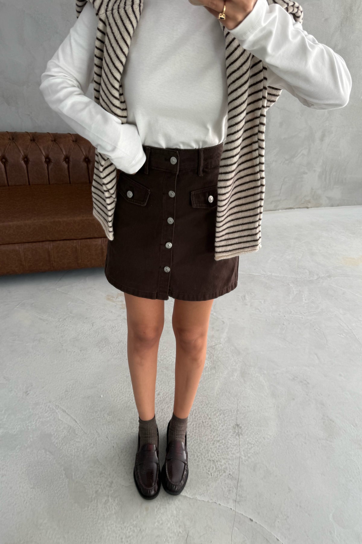 Kahve Düğmeli Cepli Mini Denim Etek SY-3432-Kahve