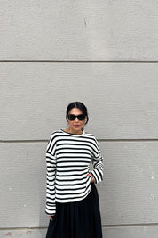 Ekru Siyah Çizgili Kolu Katlama Dikişli Uzun Kollu Triko SY-2505-Ekru