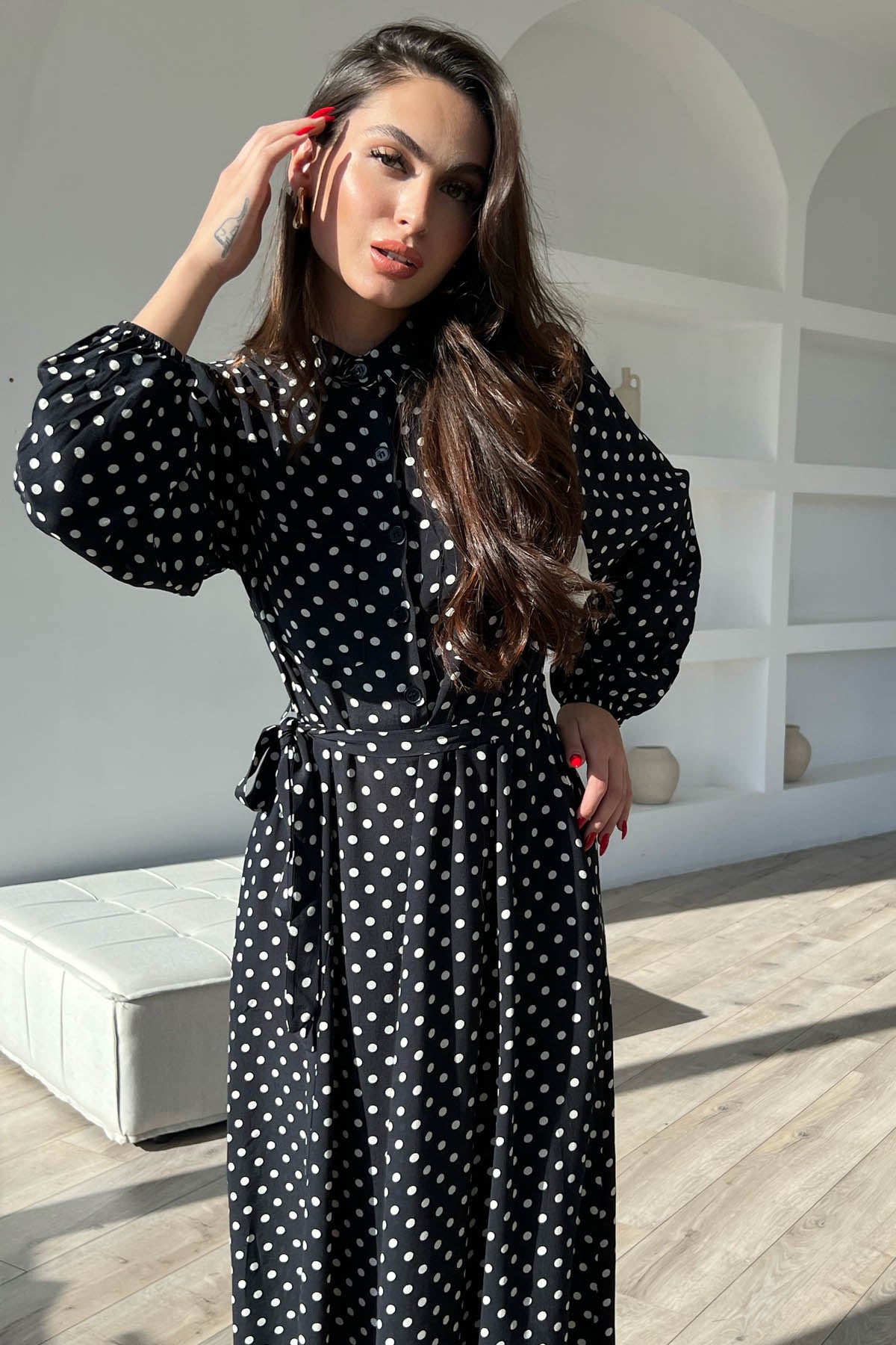 Siyah Puantiyeli Önü Düğmeli Kemer Detaylı Uzun Elbise SY-1585-Siyah