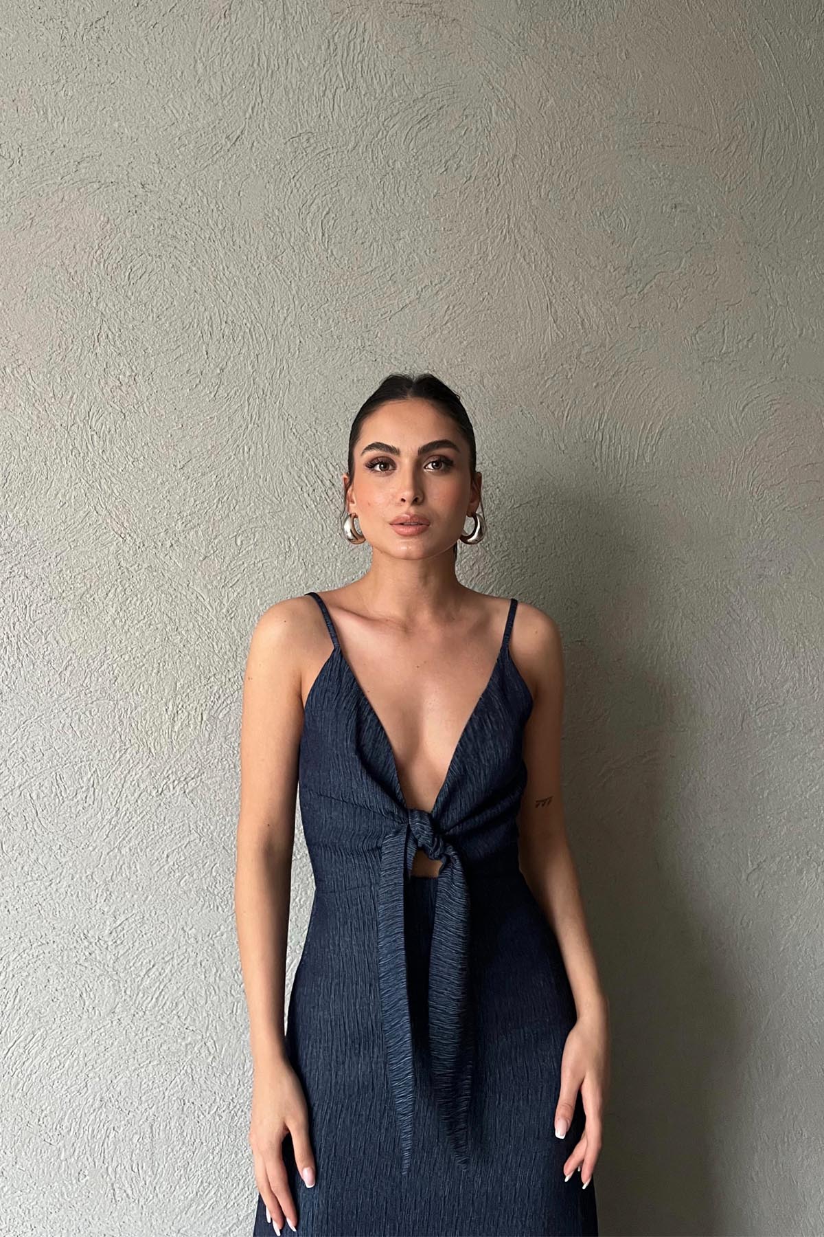 Indıgo Askılı Bağlama Detaylı Arkası Gipeli Midi Elbise SY-1770-İndigo