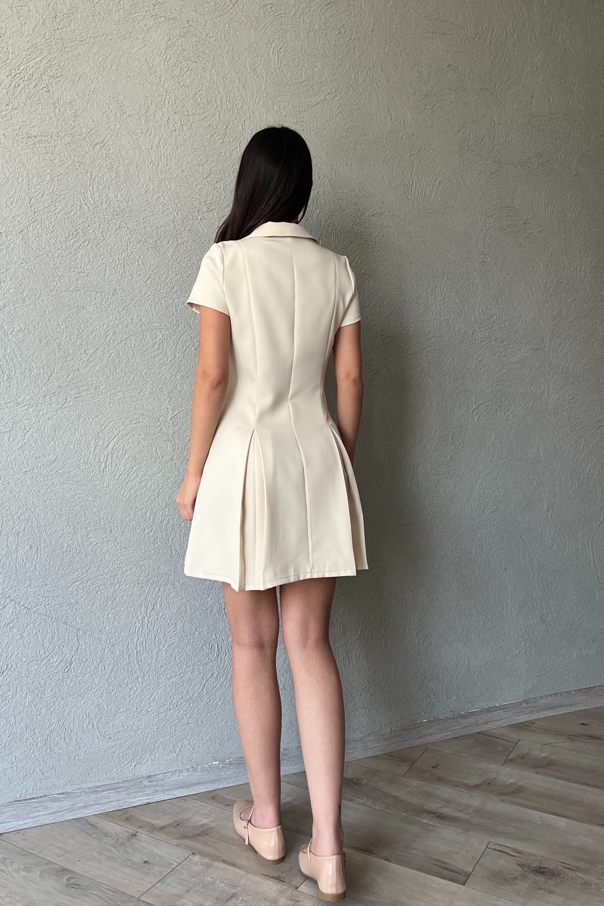 Bej Önü Fermuarlı Cep Detaylı Gömlek Yaka Elbise SY-1802-Bej