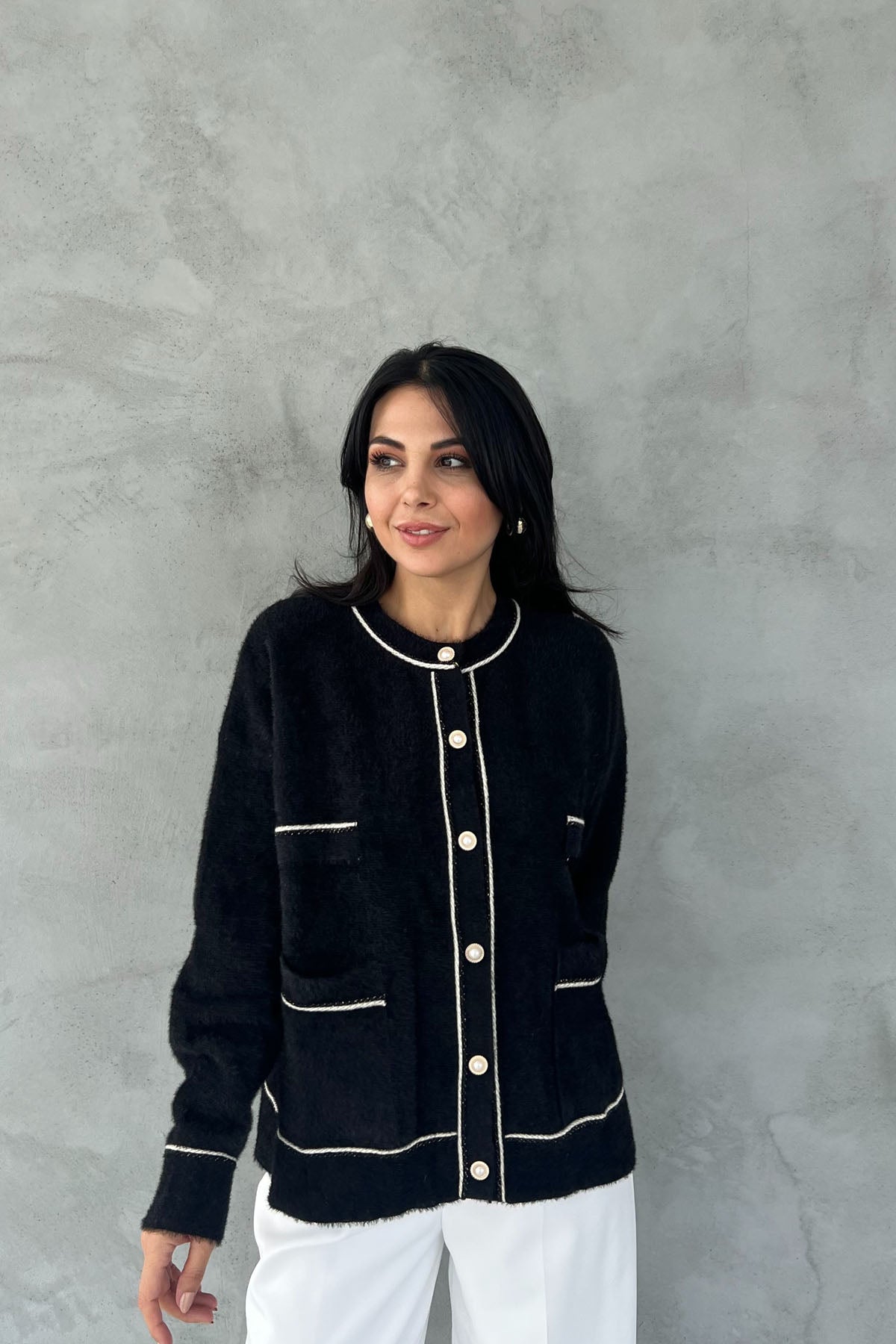 Siyah-Ekru Çizgili Cepli Simli Hırka SY-2452-Siyah