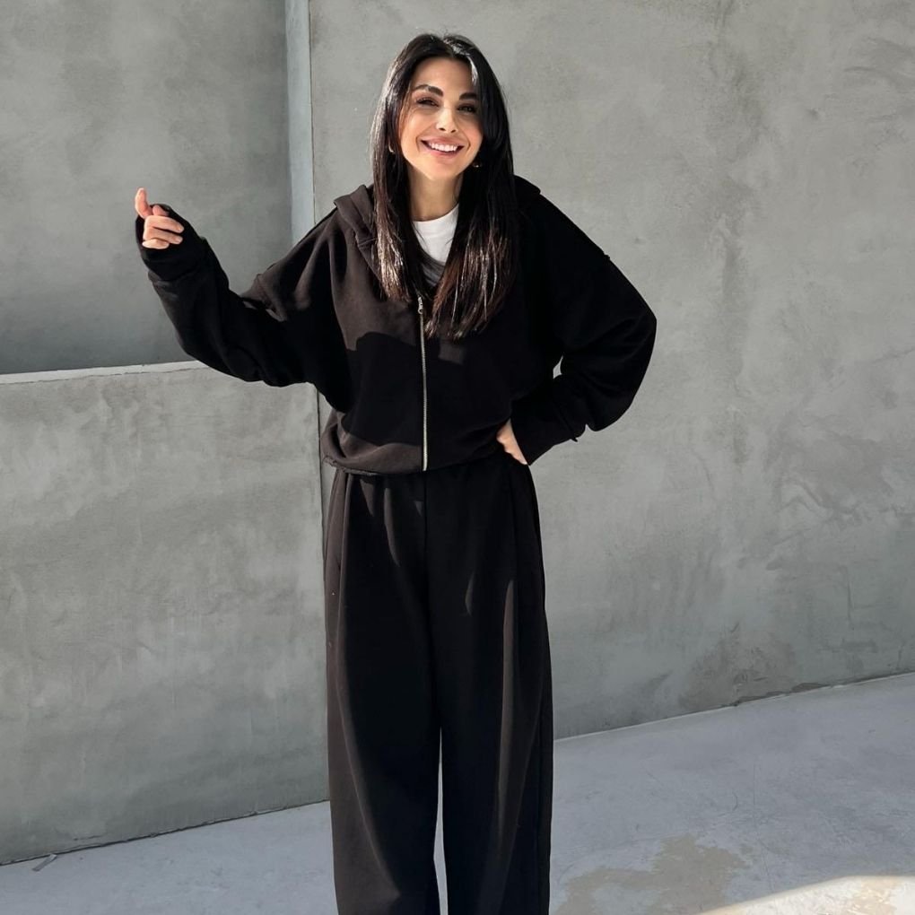 Spor Yaparken 3 Şık Eşofman Kombini